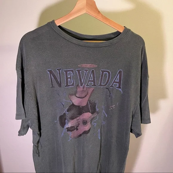 Urban outfitters Nevada tee - Picture 2 of 5